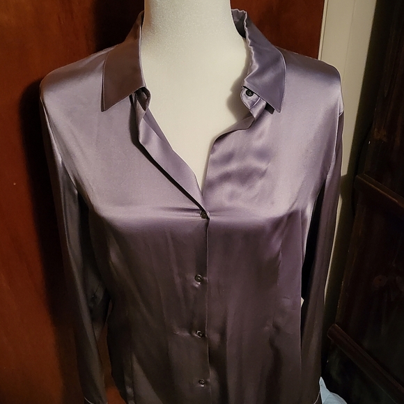 Calvin klien 100% Silk Lavendar Womens Size 12 Button-up Blouse - Picture 1 of 8